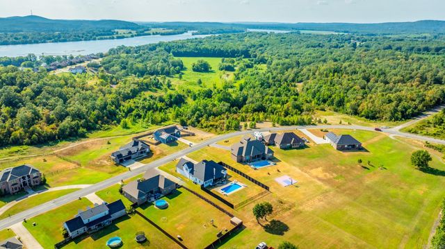 133 Plantation Drive, Mayflower, AR 72106