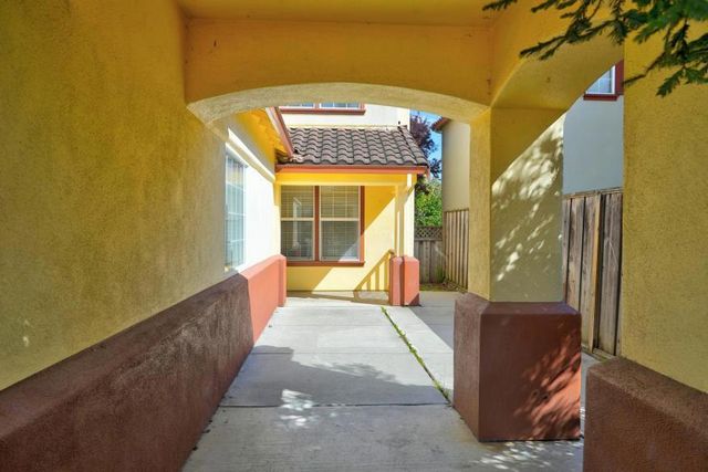 1176 Cobblestone Street, Salinas, CA 93905