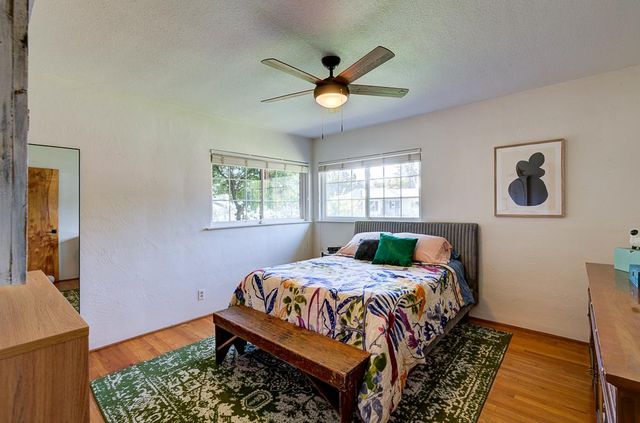 5394 Easterby Drive N, Fresno, CA 93727