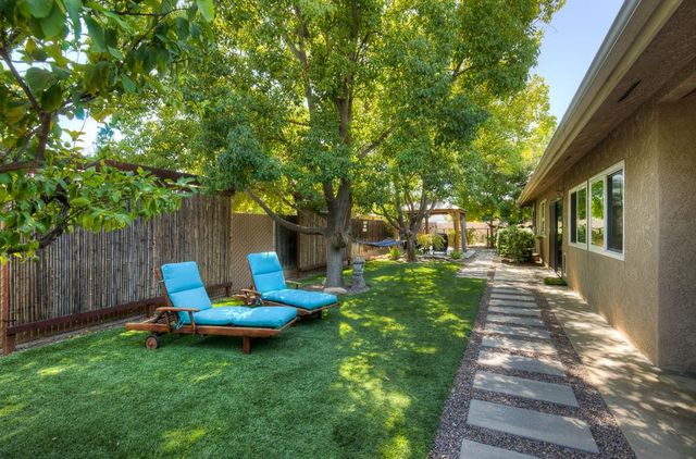 5394 Easterby Drive N, Fresno, CA 93727