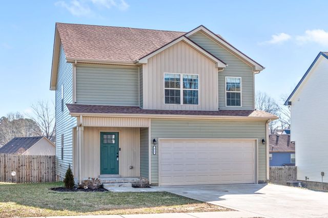 473 Woodtrace Dr, Clarksville, TN 37042