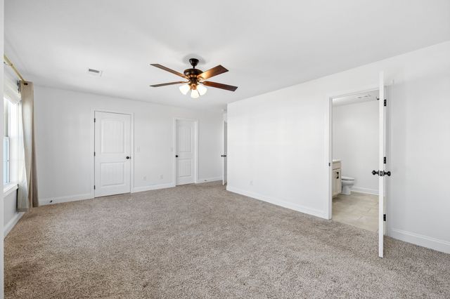 473 Woodtrace Dr, Clarksville, TN 37042