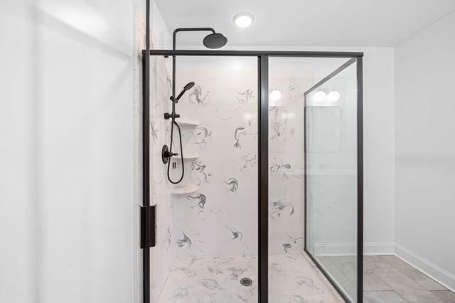 473 Woodtrace Dr, Clarksville, TN 37042