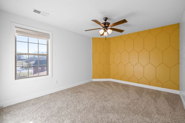 473 Woodtrace Dr, Clarksville, TN 37042