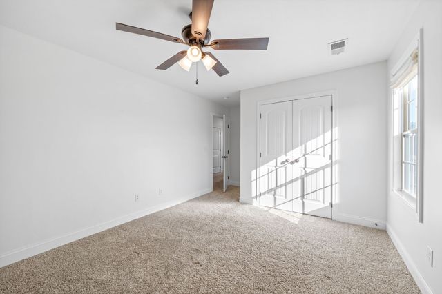 473 Woodtrace Dr, Clarksville, TN 37042