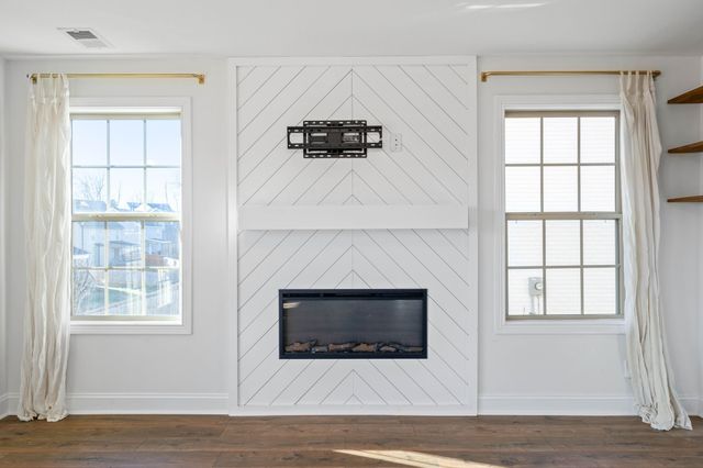 473 Woodtrace Dr, Clarksville, TN 37042