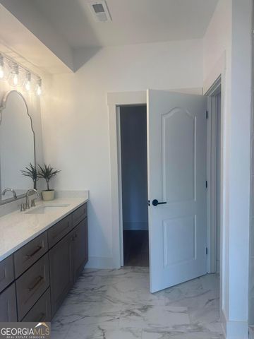 1050 Blair Ln 203, Peachtree City, GA 30269