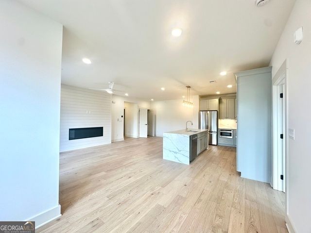 1050 Blair Ln 203, Peachtree City, GA 30269