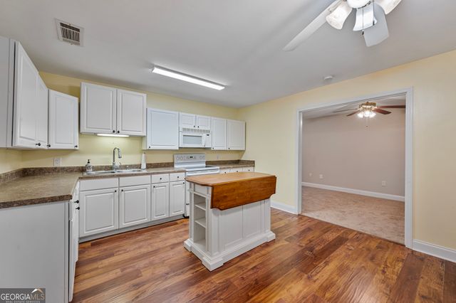 1670 Leigh Meadow Drive, Dacula, GA 30019