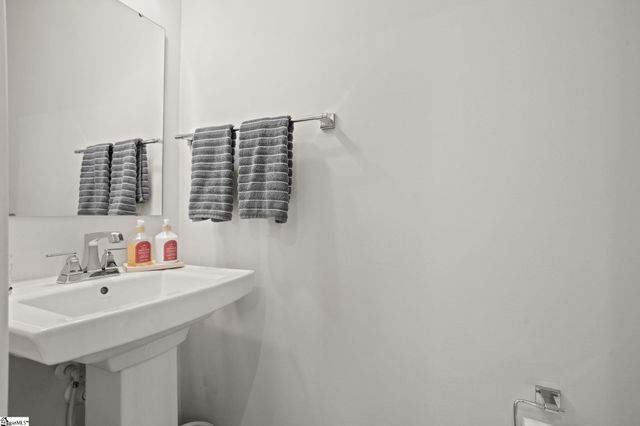 107 Rollins Avenue, Greenville, SC 29607