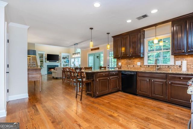594 Delphinium Boulevard NW, Acworth, GA 30102