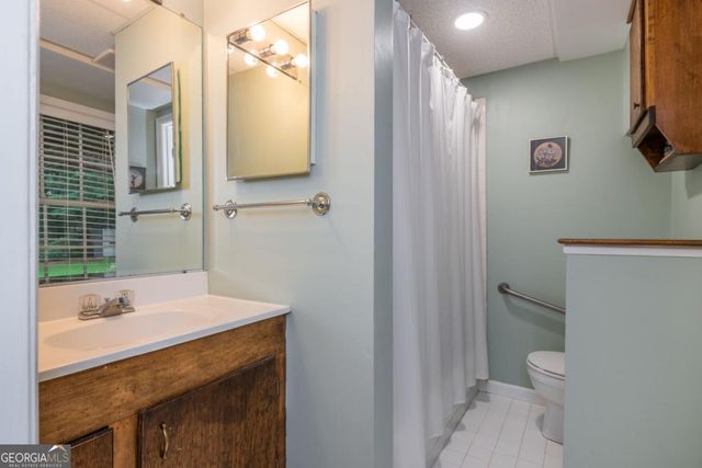 594 Delphinium Boulevard NW, Acworth, GA 30102