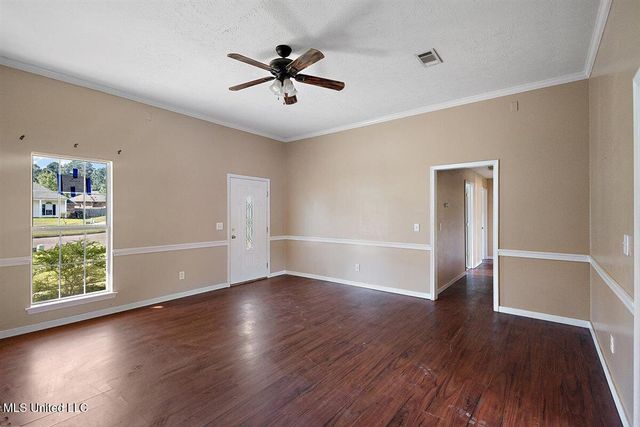 600 Madeline Cove, Florence, MS 39073