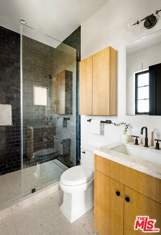 10932 Savona Road, Los Angeles, CA 90077