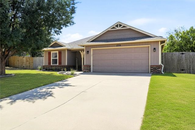11716 E 109th Street N, Owasso, OK 74055