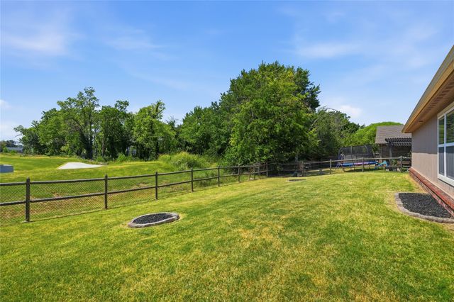 11716 E 109th Street N, Owasso, OK 74055