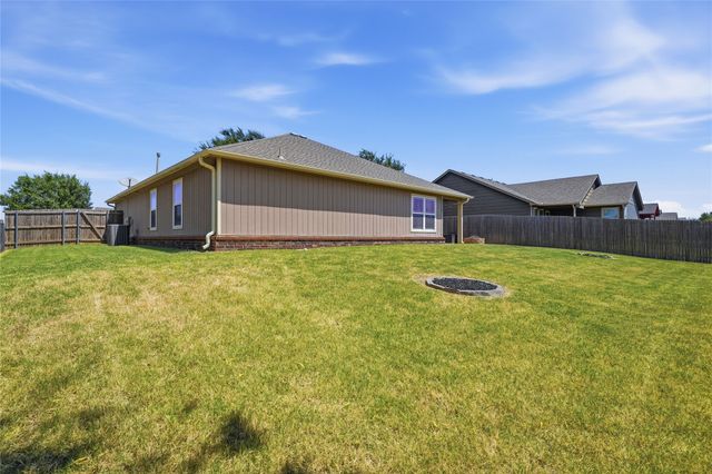 11716 E 109th Street N, Owasso, OK 74055