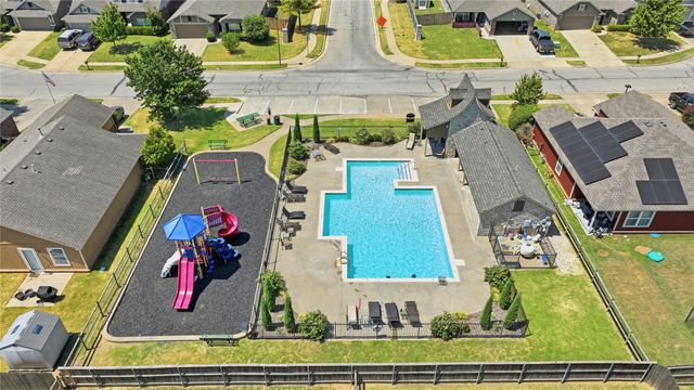 11716 E 109th Street N, Owasso, OK 74055