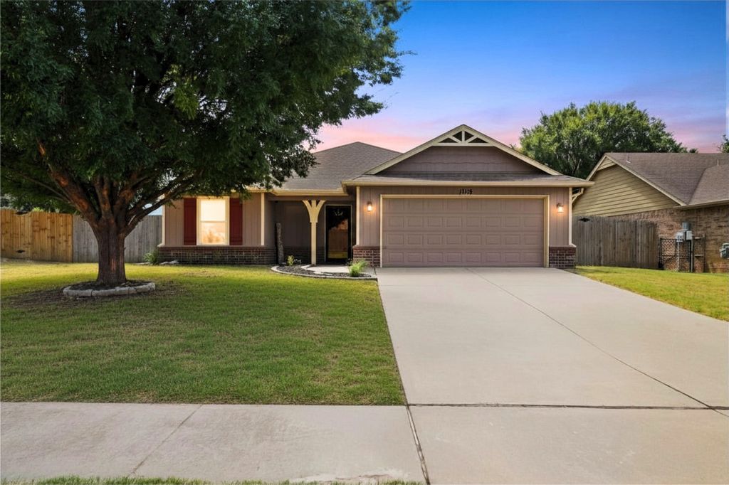 11716 E 109th Street N, Owasso, OK 74055