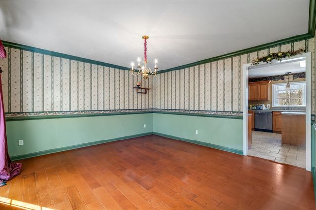 3349 Long Branch Dr, Neshannock Twp, PA 16105