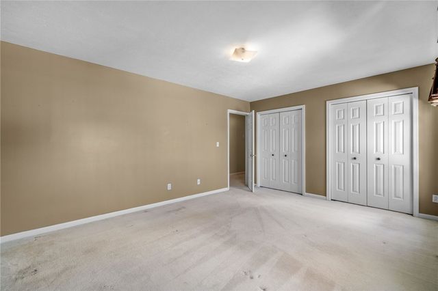 3349 Long Branch Dr, Neshannock Twp, PA 16105