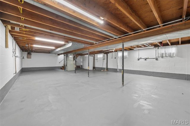 1000 E McKinley Street, Belleville, IL 62220