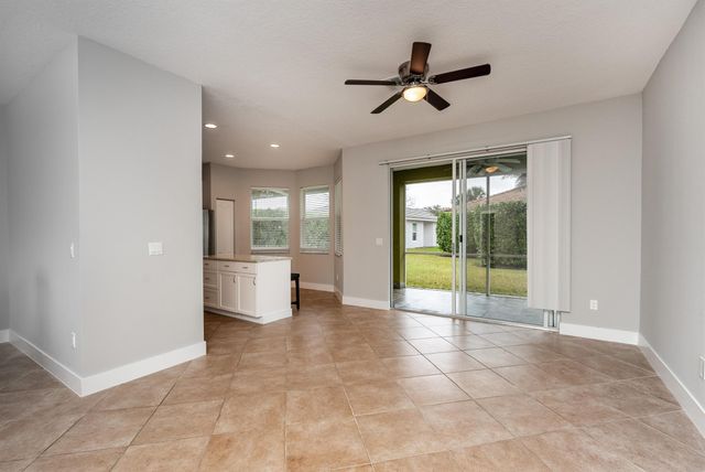 9692 SW Lindale Trace Boulevard, Port St Lucie, FL 34987