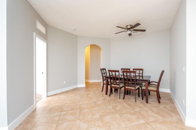 9692 SW Lindale Trace Boulevard, Port St Lucie, FL 34987