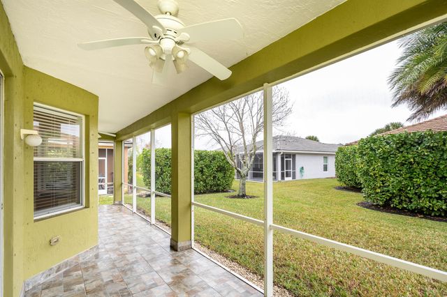 9692 SW Lindale Trace Boulevard, Port St Lucie, FL 34987