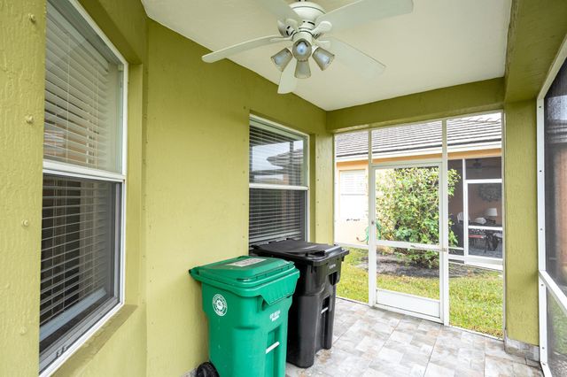 9692 SW Lindale Trace Boulevard, Port St Lucie, FL 34987