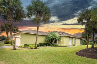 9692 SW Lindale Trace Boulevard, Port St Lucie, FL 34987