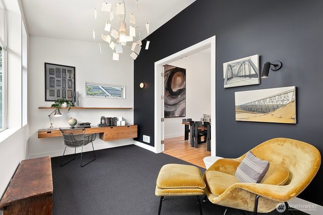 1549 Magnolia Way W, Seattle, WA 98199