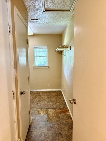 9217 Indian Trail, Rio Vista, TX 76093