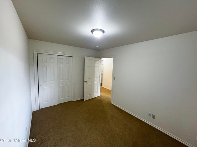 200 Brittany Loop, Kootenai, ID 83840