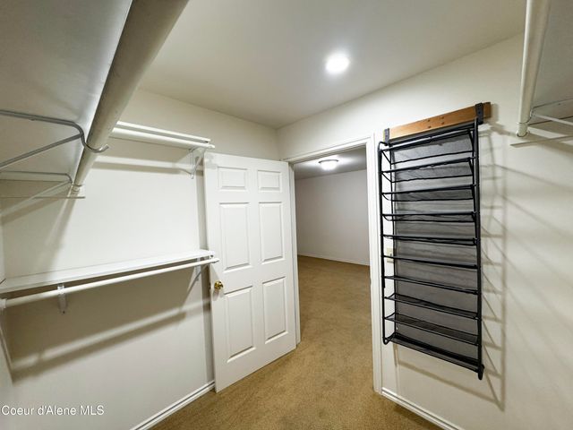200 Brittany Loop, Kootenai, ID 83840