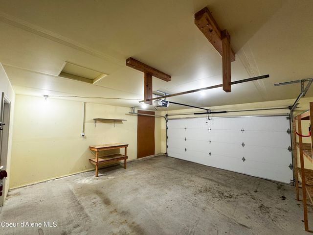 200 Brittany Loop, Kootenai, ID 83840