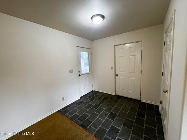 200 Brittany Loop, Kootenai, ID 83840