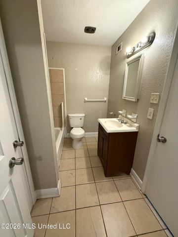 1705 18th Avenue, F, Gulfport, MS 39501