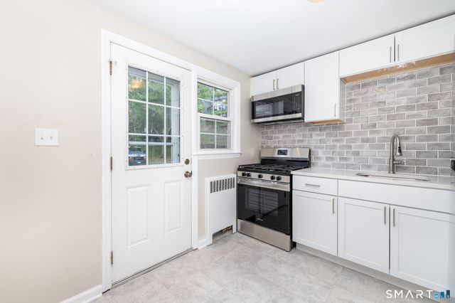 1002 Trout Brook Drive 1002, West Hartford, CT 06119