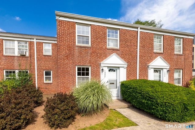 1002 Trout Brook Drive 1002, West Hartford, CT 06119