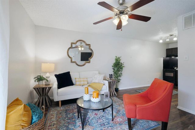 6808 S I-35 Frontage RD 144, Austin, TX 78745