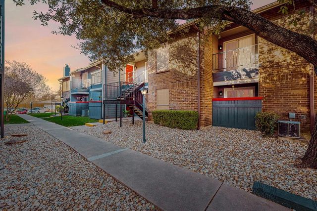 6808 S I-35 Frontage RD 144, Austin, TX 78745