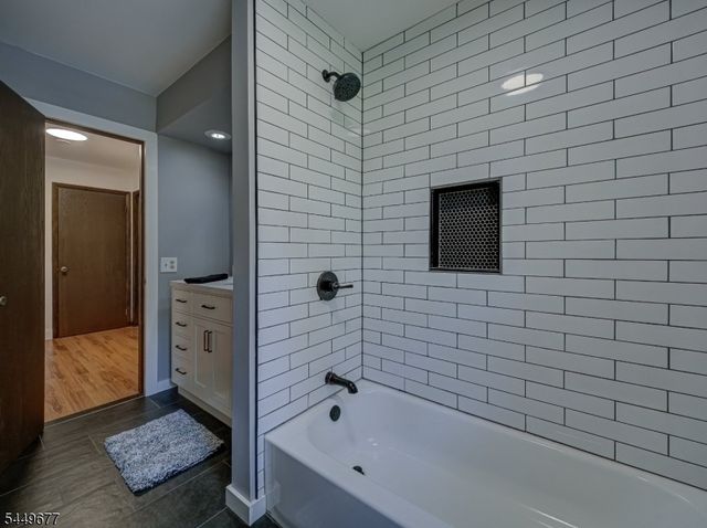 56 Wester Rd, Harmony Twp., NJ 08865
