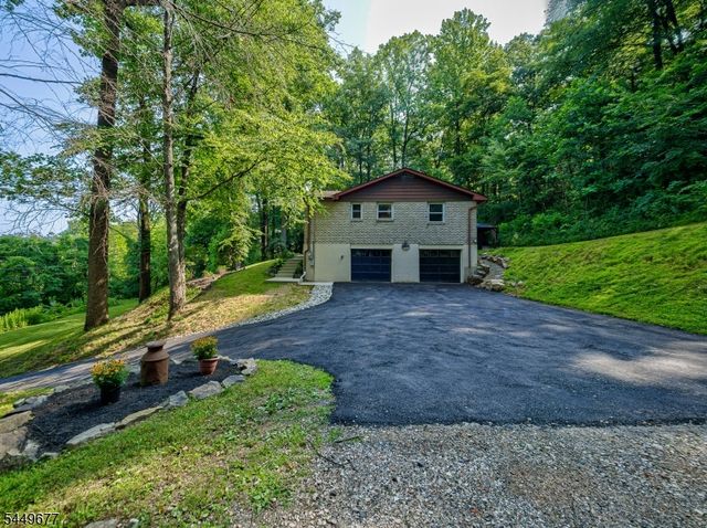 56 Wester Rd, Harmony Twp., NJ 08865