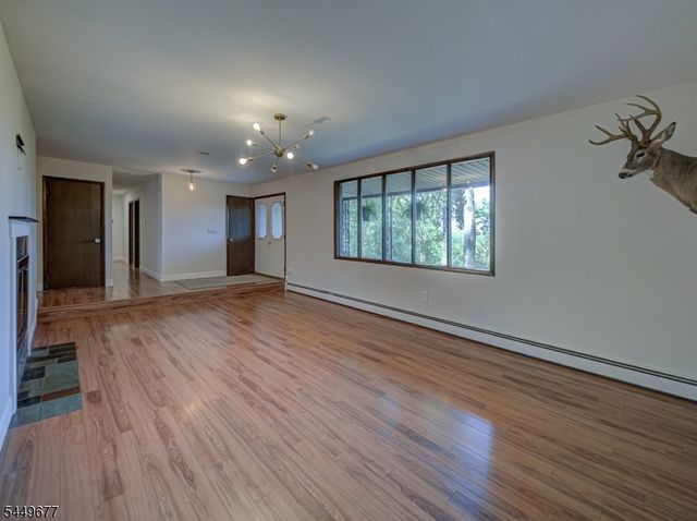 56 Wester Rd, Harmony Twp., NJ 08865