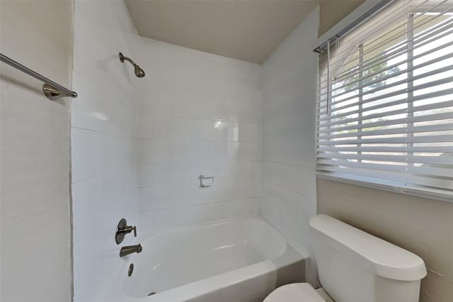 8306 Lake Crystal Drive, Houston, TX 77095