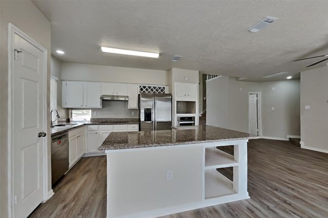 8306 Lake Crystal Drive, Houston, TX 77095