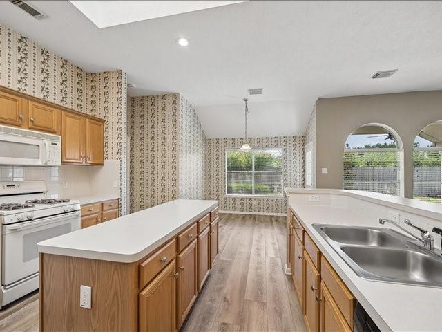 20922 Deauville, Spring, TX 77388