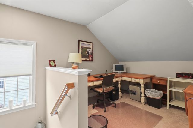 2 Amberwood Ct 2, Bourne, MA 02532