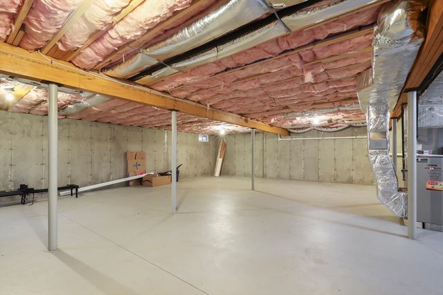 2 Amberwood Ct 2, Bourne, MA 02532